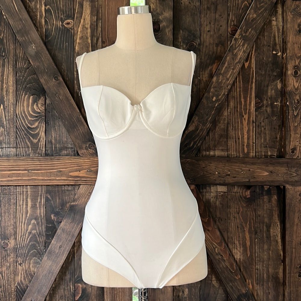Vivien bodysuit Shapewear 36D 